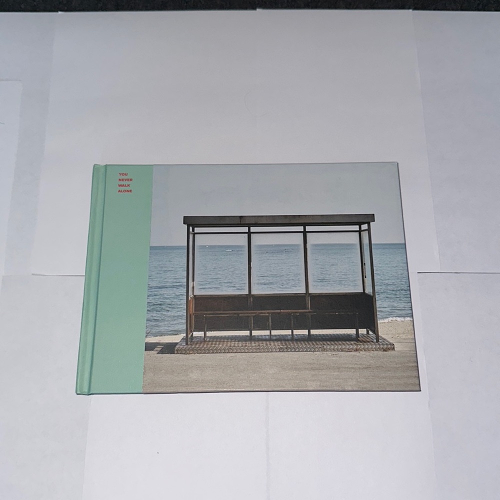 Bts you never walk alone Mint edition